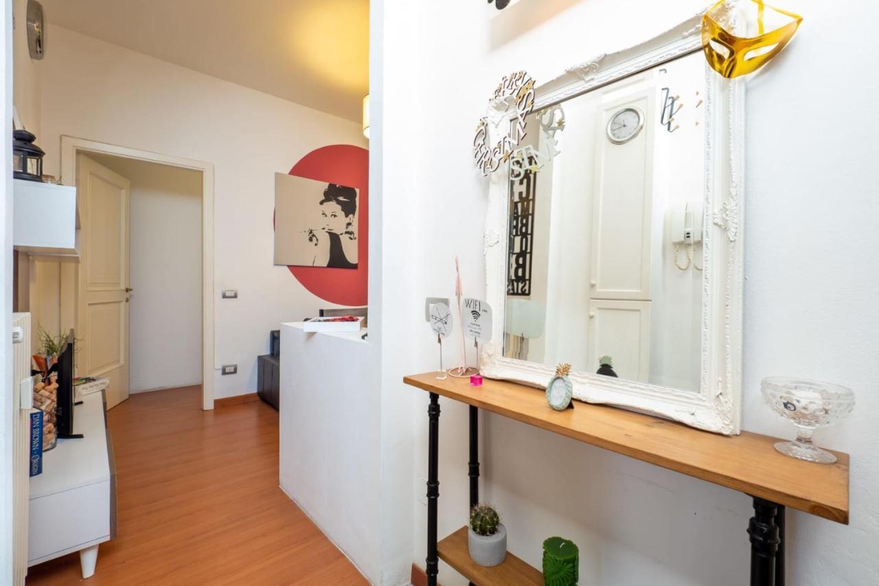 Navigli Apartment- Hosted By Sweetstay Milan Exterior photo